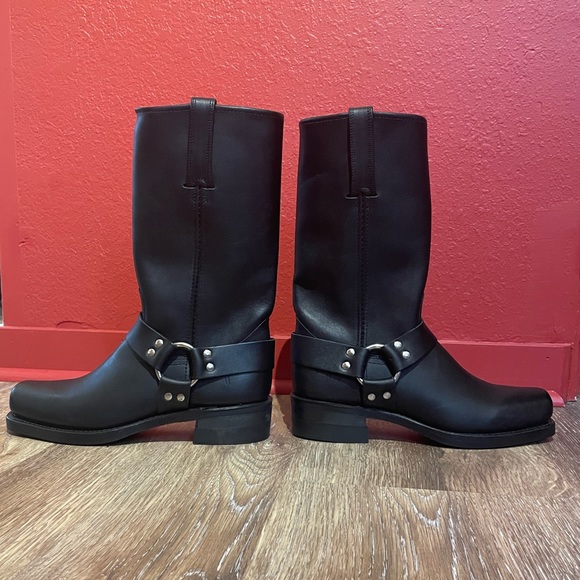 Black Leather Harness Boots - Picture 7 of 8